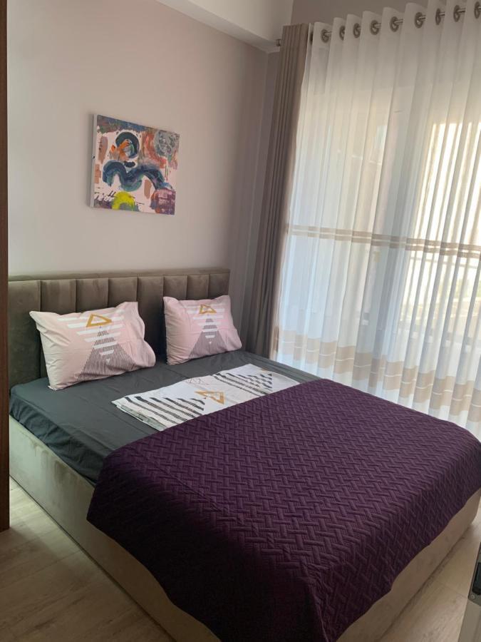 Lovely 1-Bedroom Condo In Tirana Wifi-Netflix-Ac Buitenkant foto