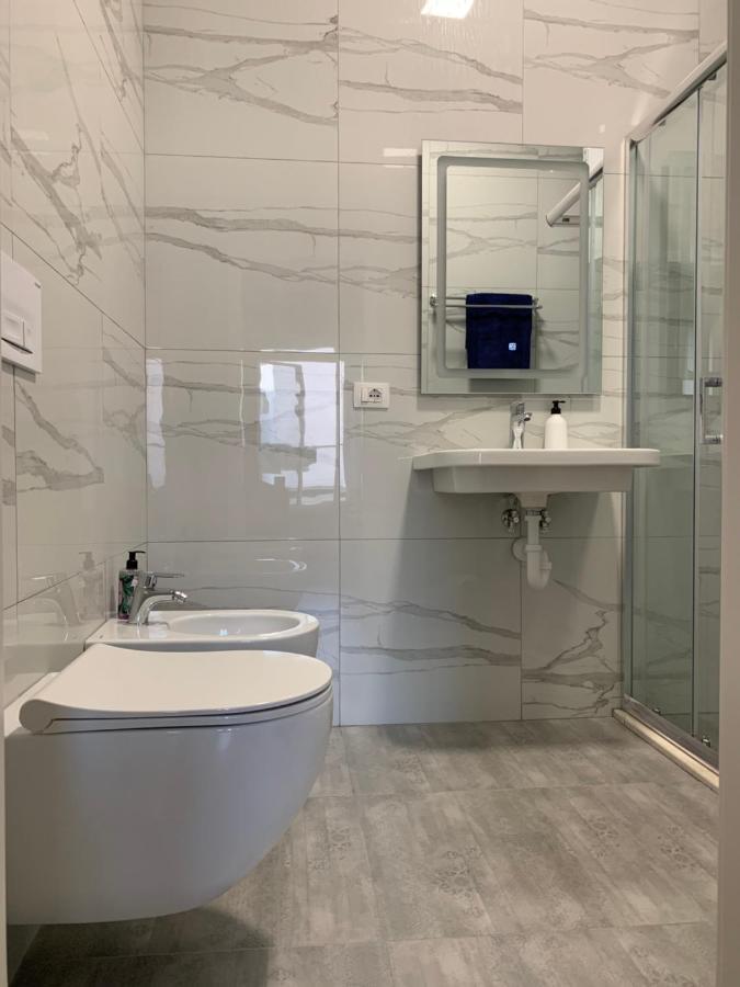 Lovely 1-Bedroom Condo In Tirana Wifi-Netflix-Ac Buitenkant foto