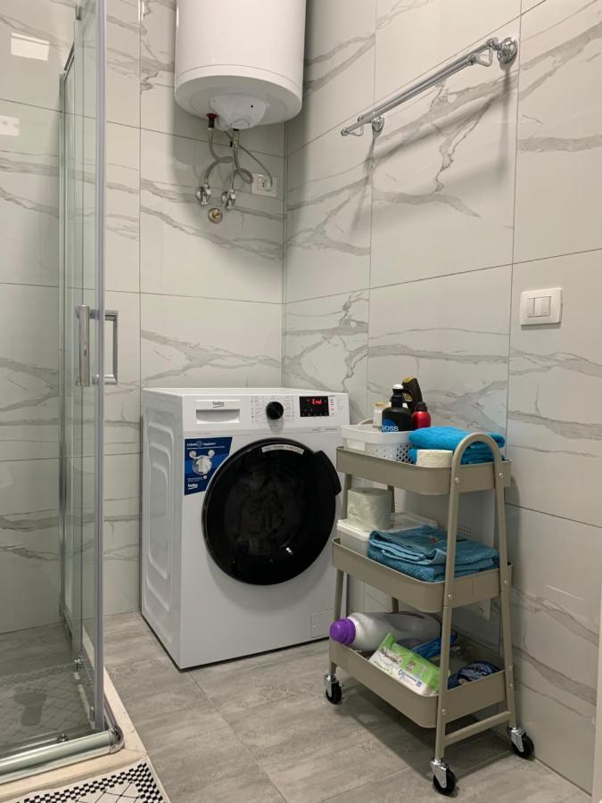 Lovely 1-Bedroom Condo In Tirana Wifi-Netflix-Ac Buitenkant foto